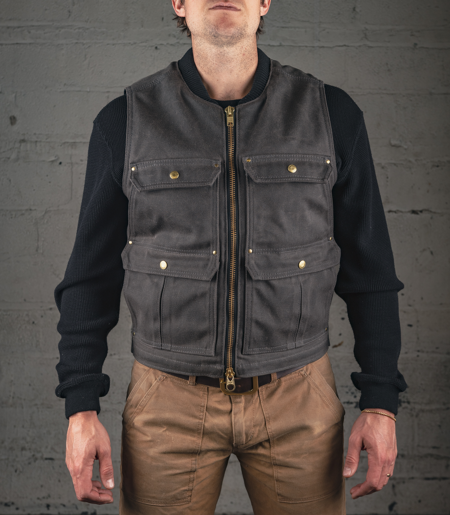 Chief Vest - Charcoal