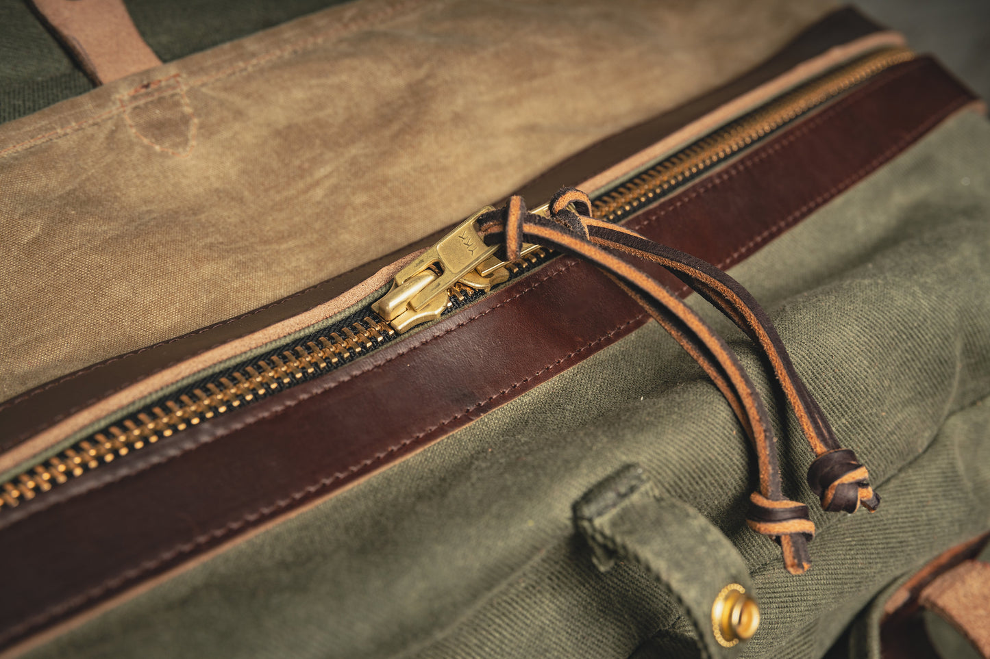 The Pioneer Duffle - Small - Olive