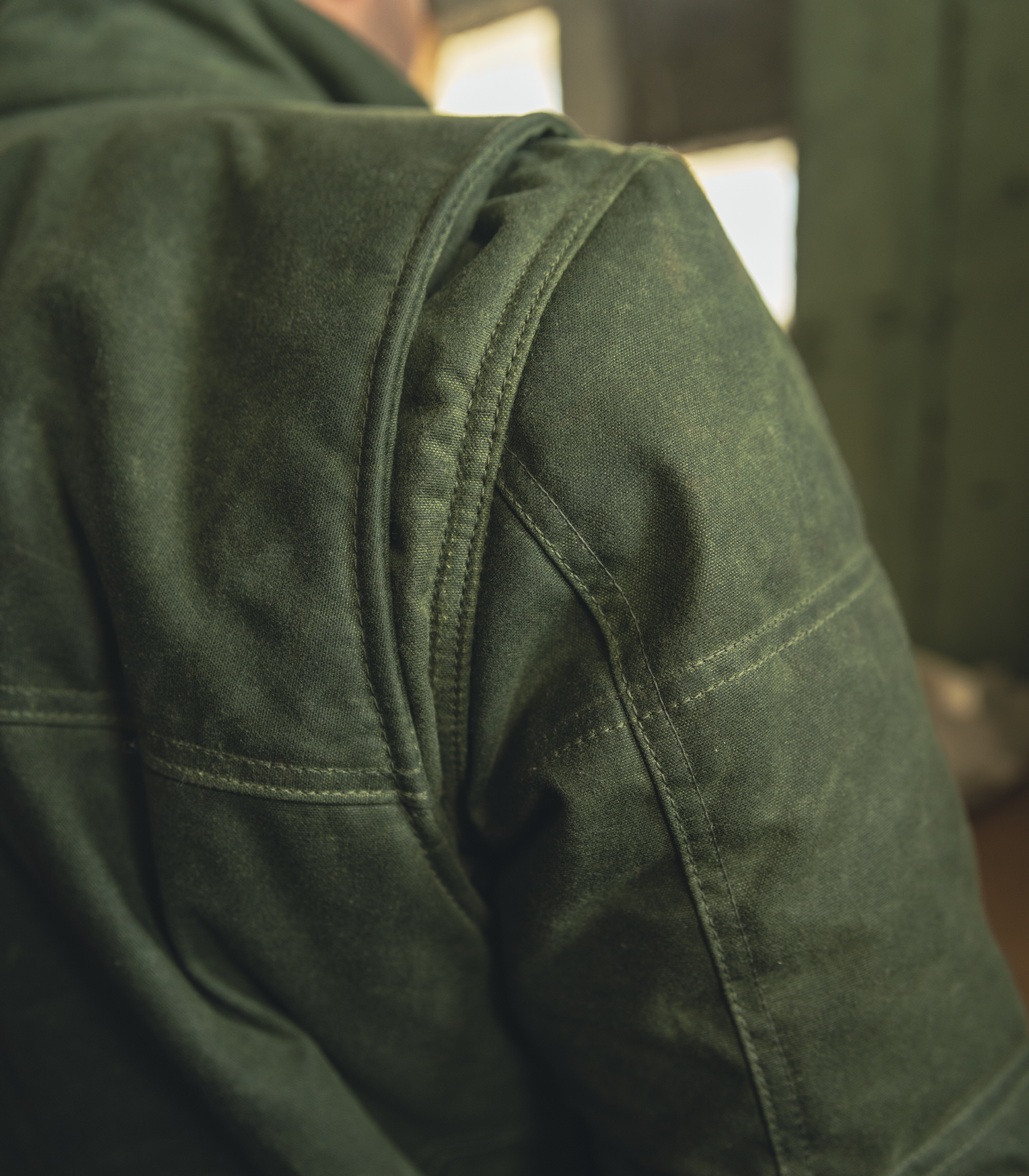 The Short Insulated Chief Jacket - Olive